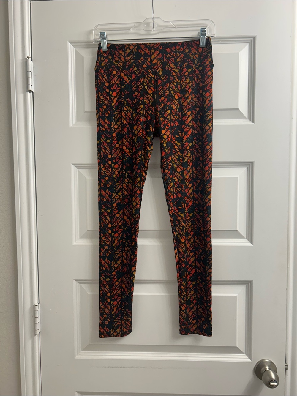 Lularoe Women's Printed Leggings - Black with Red & Orange Leaf Pattern -OS